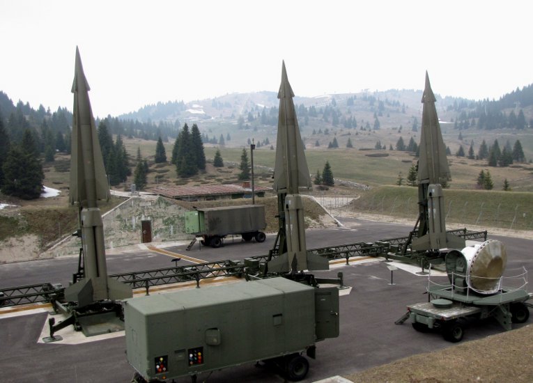 3 erect hercules
